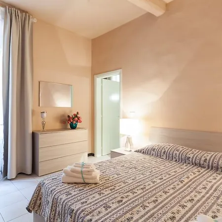 Borgo Albizi 3 佛罗伦萨