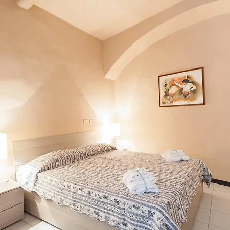 公寓 Borgo Albizi 3 *